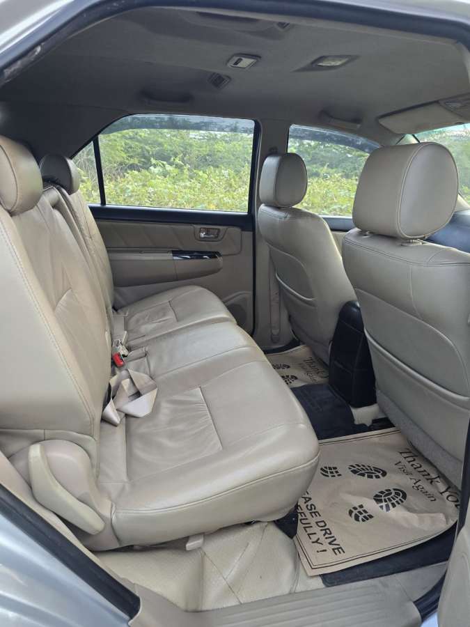 Toyota Fortuner - Image 5