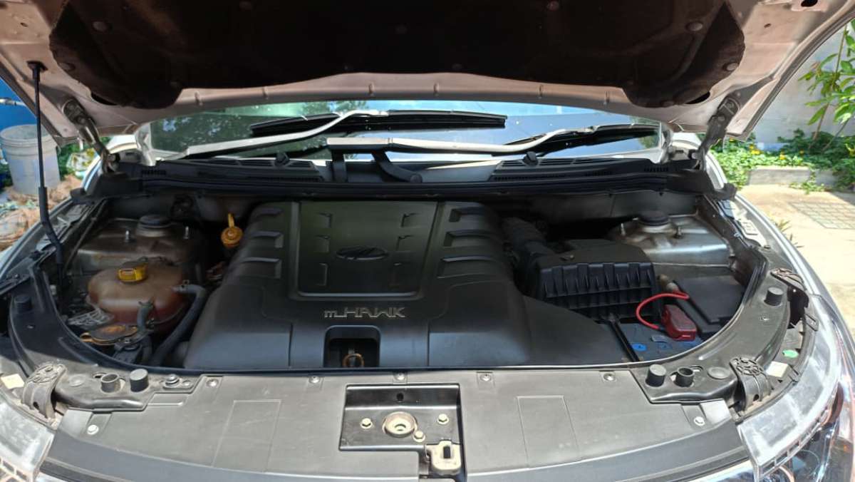 Mahindra XUV 500 - Image 11