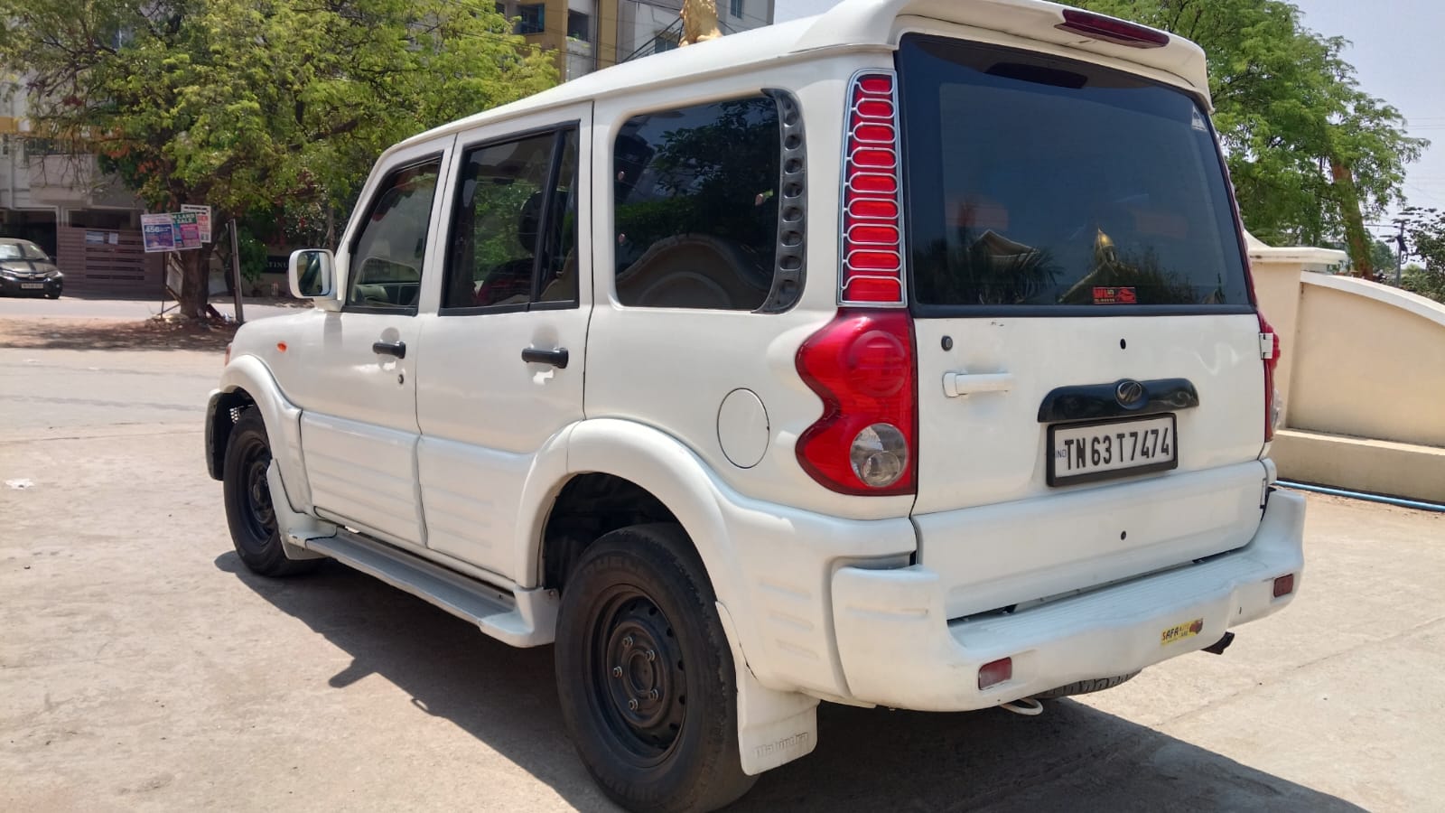 Mahindra Scorpio - Image 4