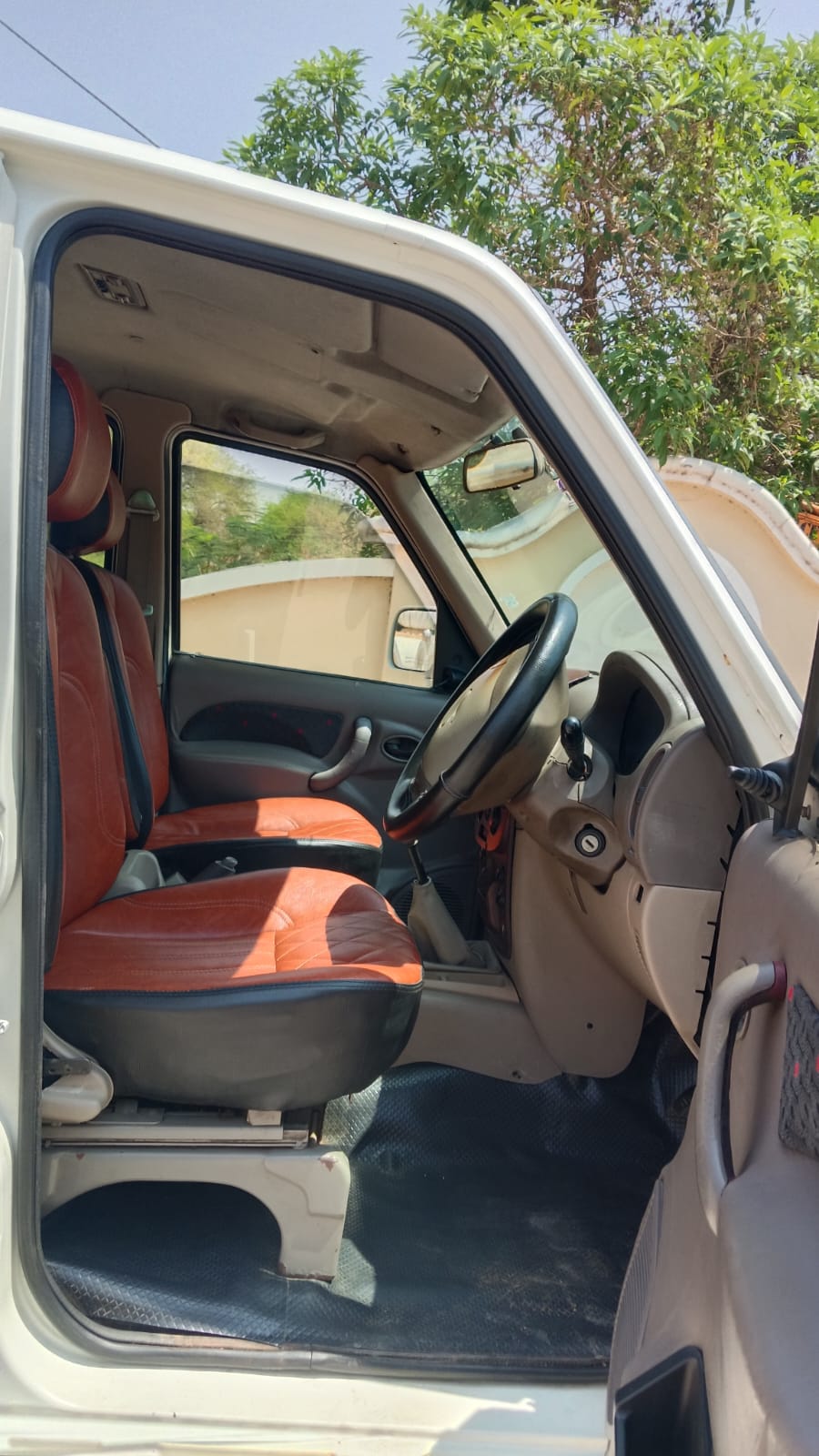 Mahindra Scorpio - Image 11