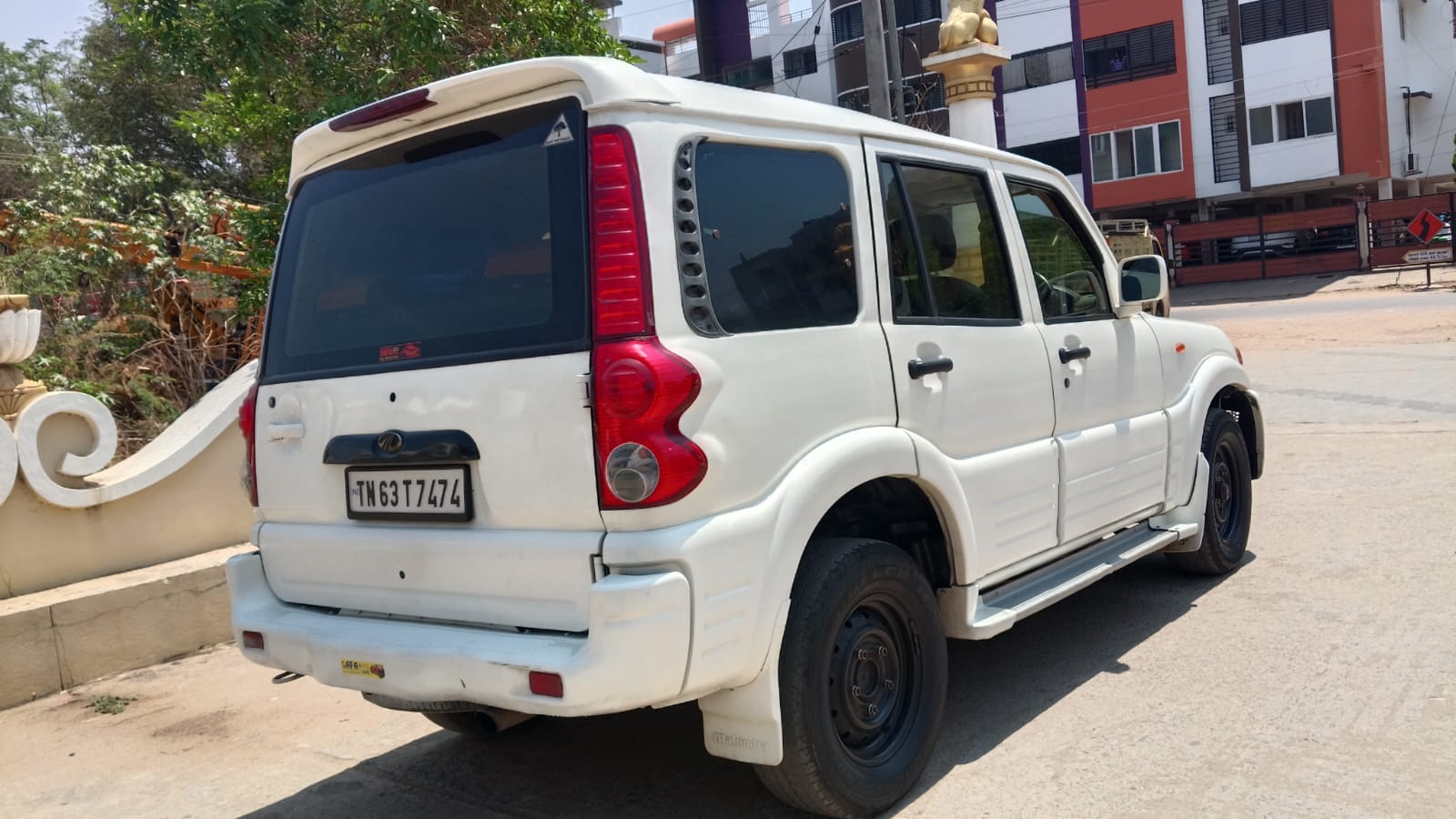 Mahindra Scorpio - Image 6