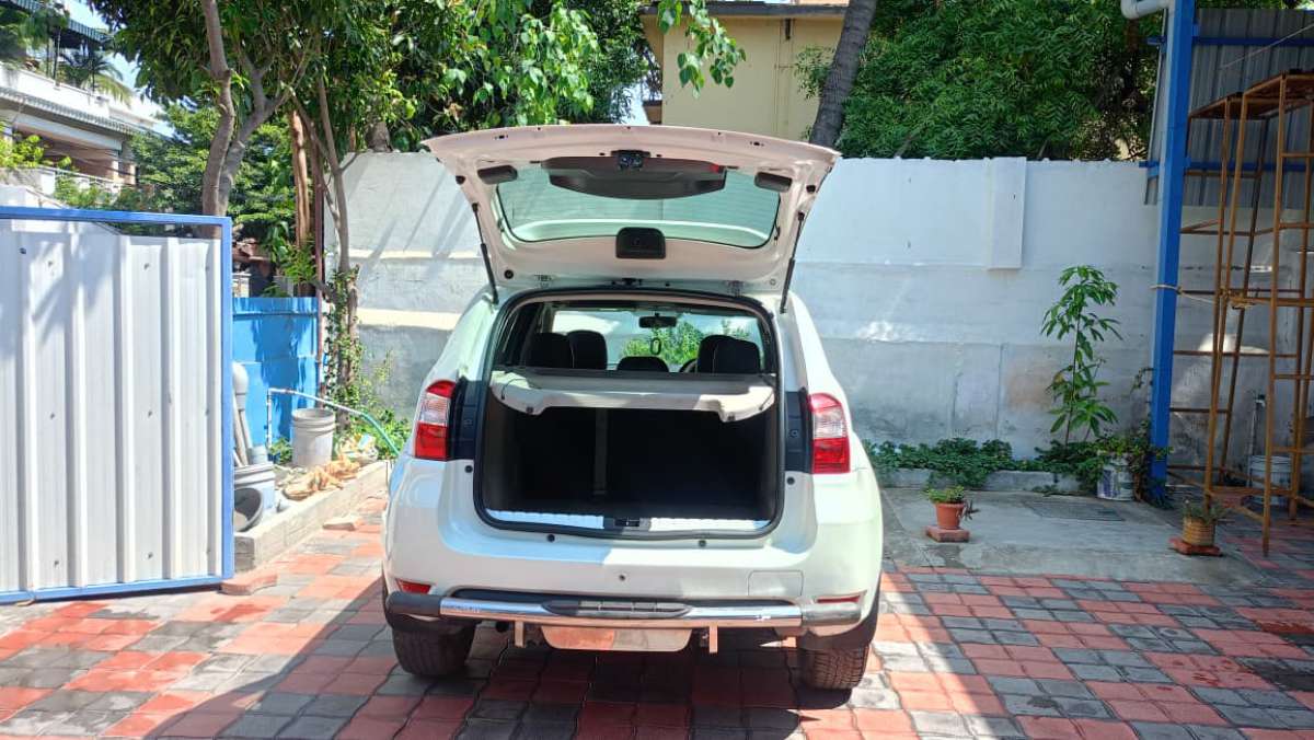 Nissan Terrano - Image 5