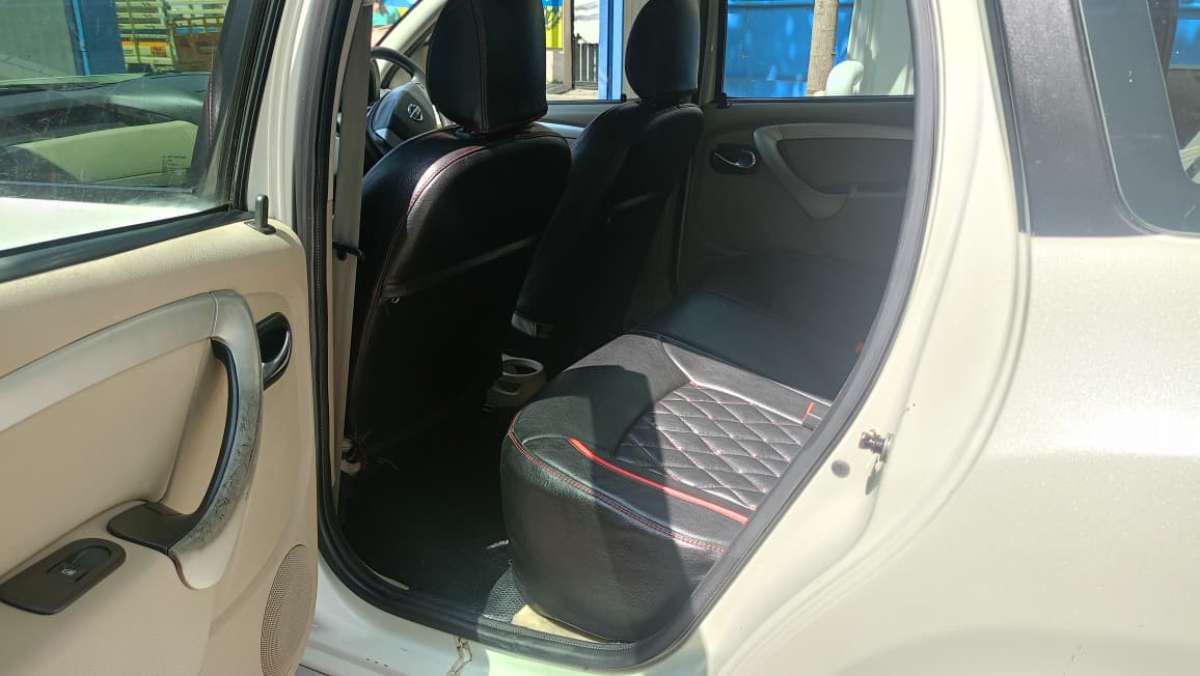 Nissan Terrano - Image 10