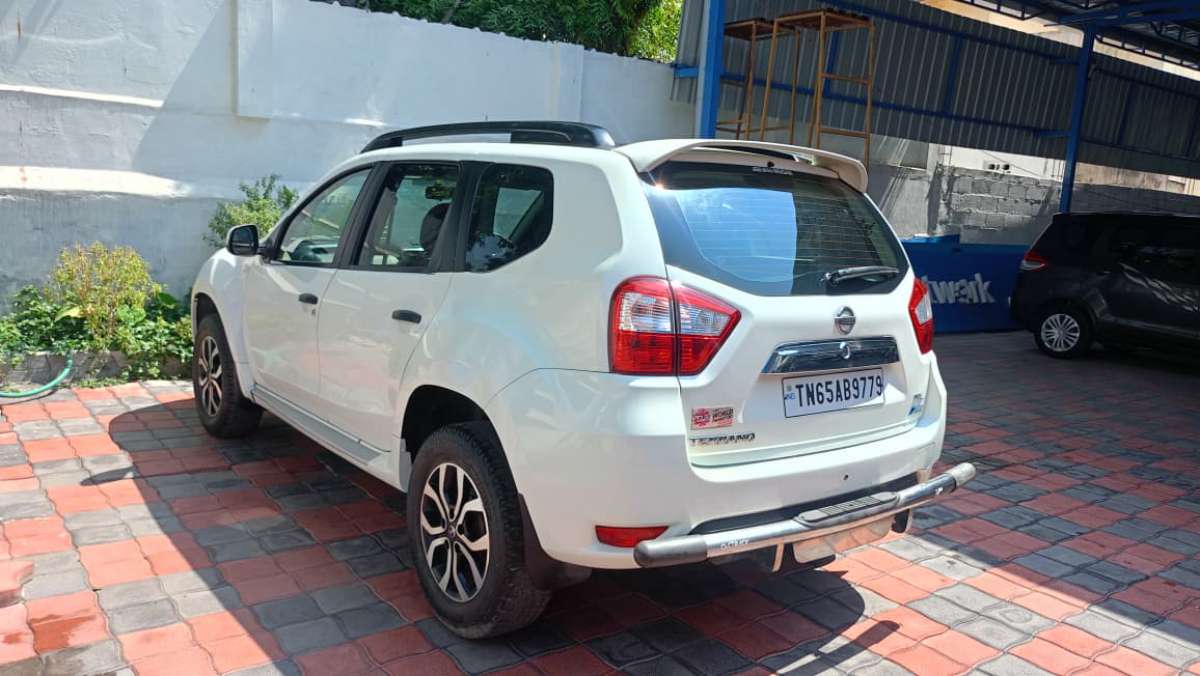 Nissan Terrano - Image 7