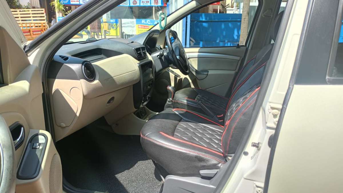 Nissan Terrano - Image 11