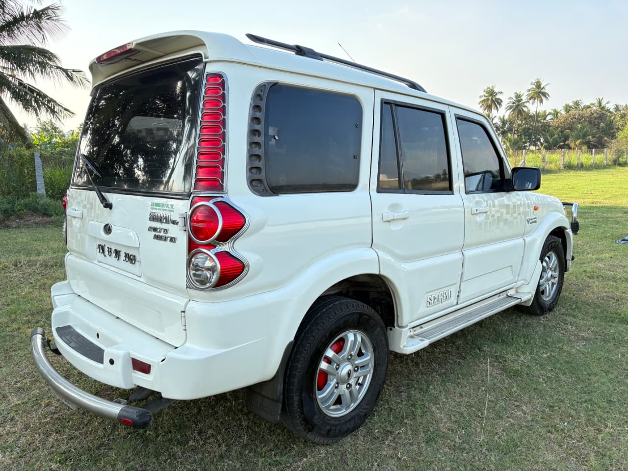 Mahindra Scorpio - Image 5