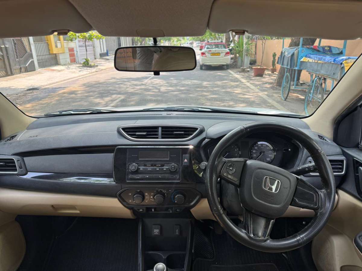 Honda Amaze - Image 5