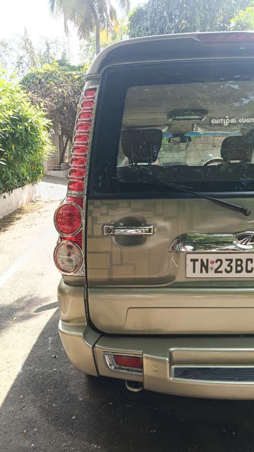 Mahindra Scorpio - Image 12