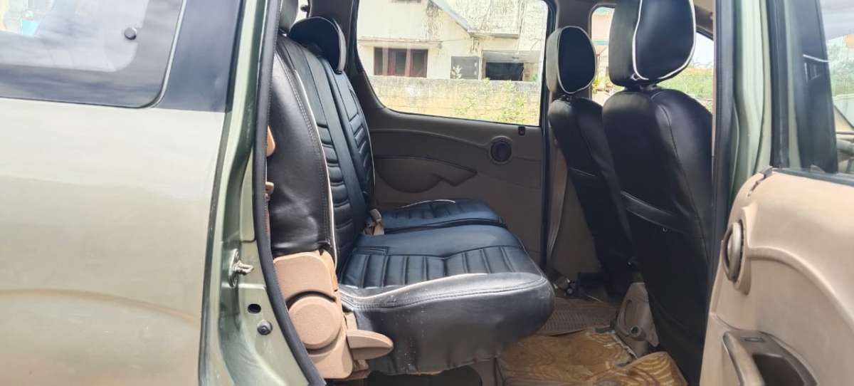 Mahindra Xylo - Image 4