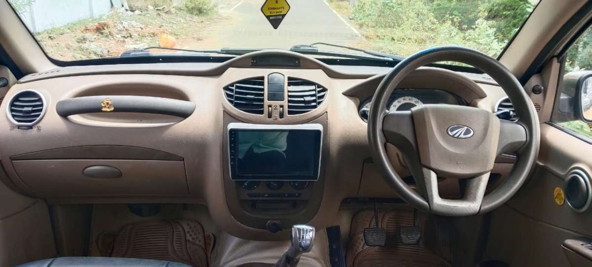 Mahindra Xylo - Image 10