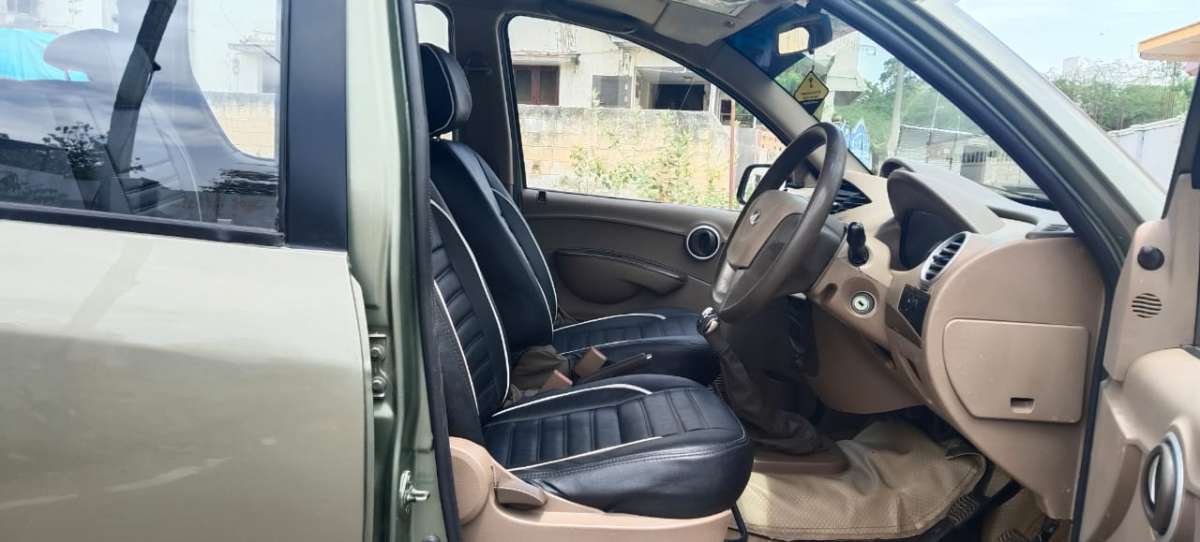 Mahindra Xylo - Image 12