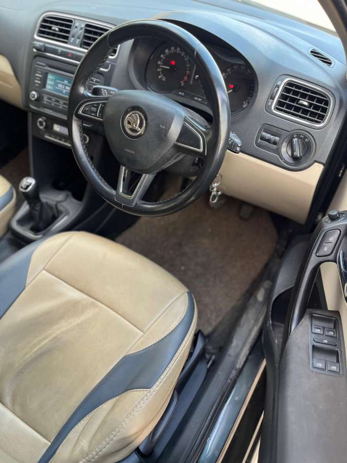 Skoda Rapid - Image 6