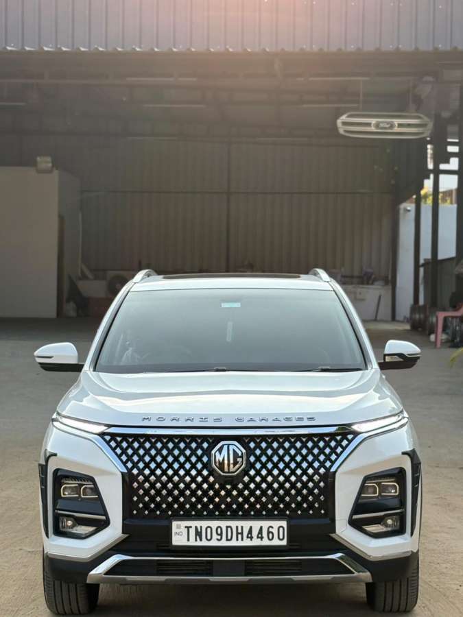 MG Hector Plus Select Pro CVT 7Str