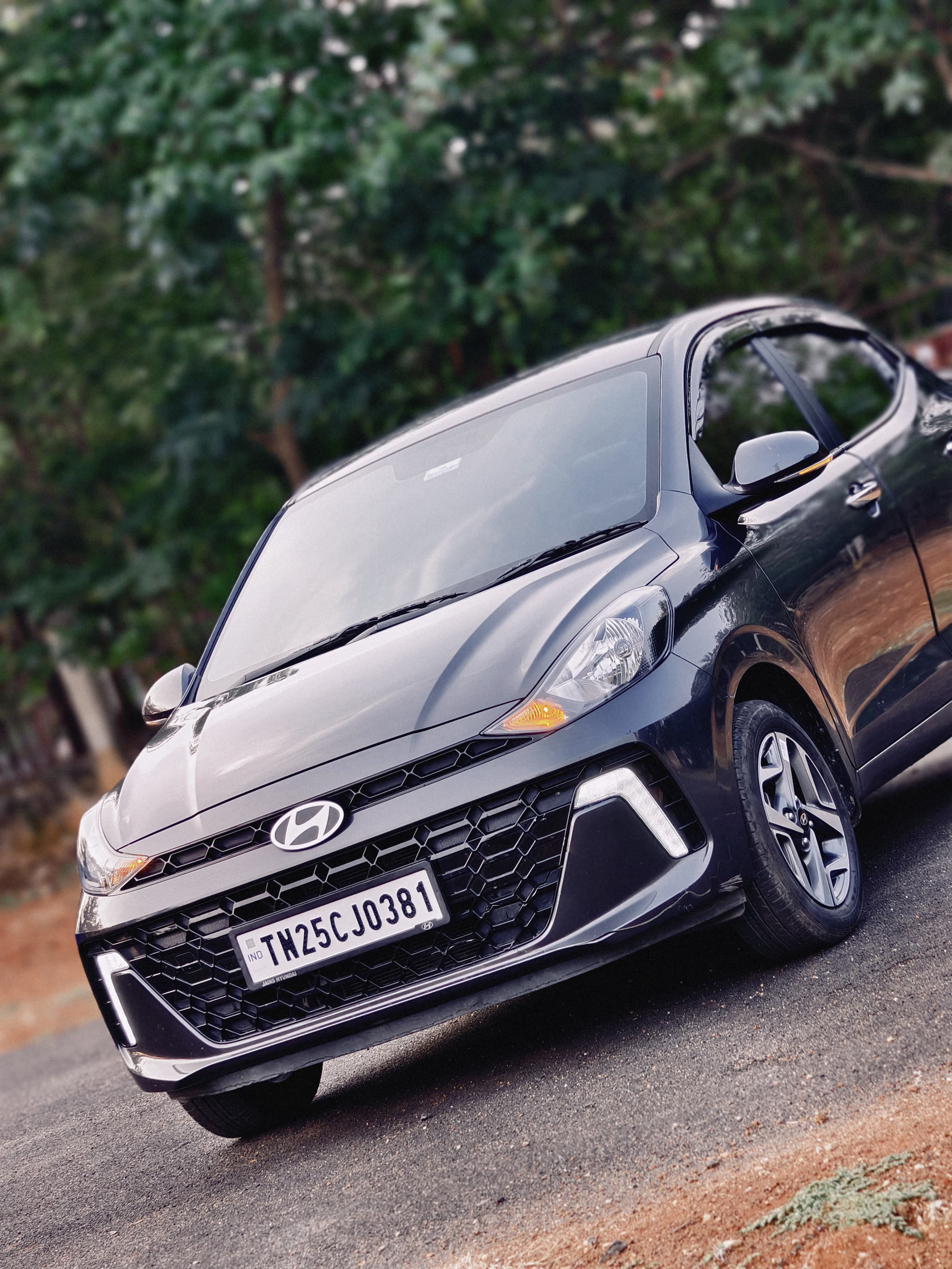 Hyundai Aura - Image 2