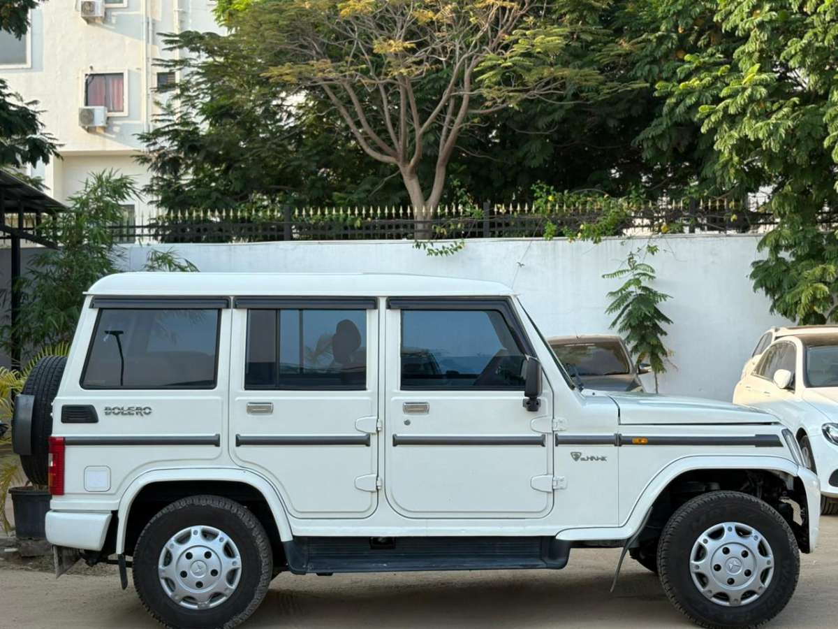 Mahindra Bolero - Image 3