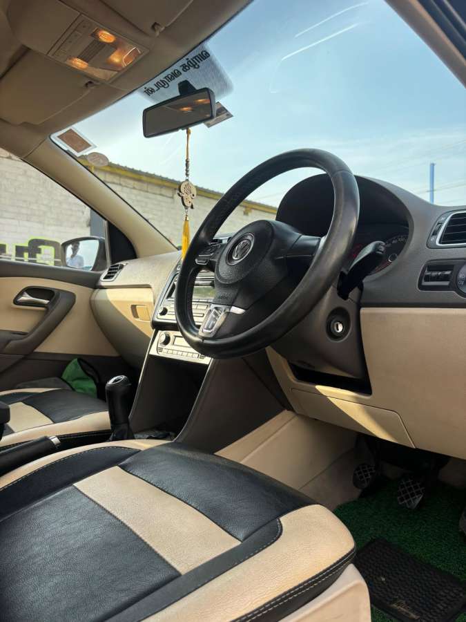 Volkswagen Vento - Image 3