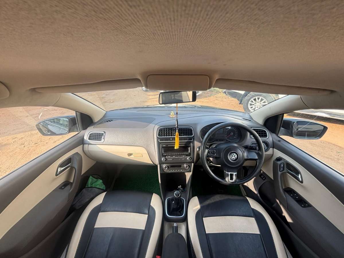 Volkswagen Vento - Image 4