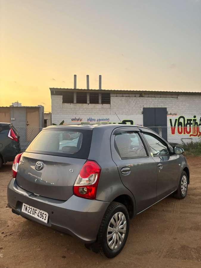 Toyota Etios Liva - Image 3