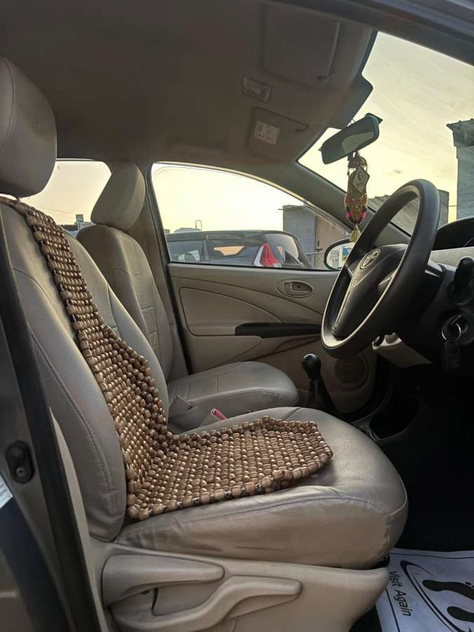 Toyota Etios Liva - Image 6