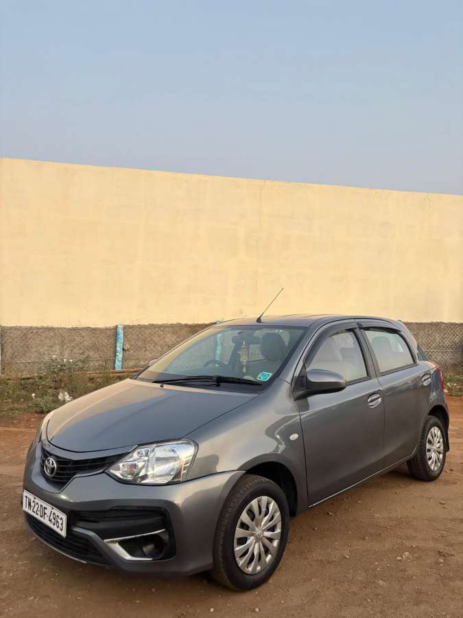 Toyota Etios Liva - Image 4