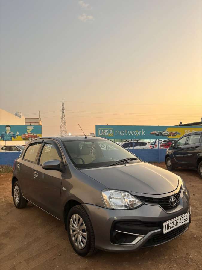 Toyota Etios Liva - Image 8