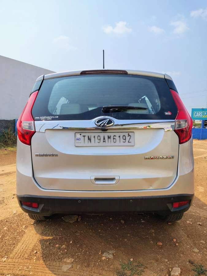 Mahindra Marazzo