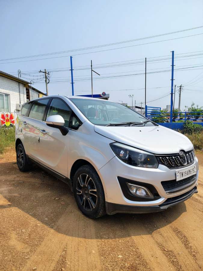 Mahindra Marazzo - Image 4