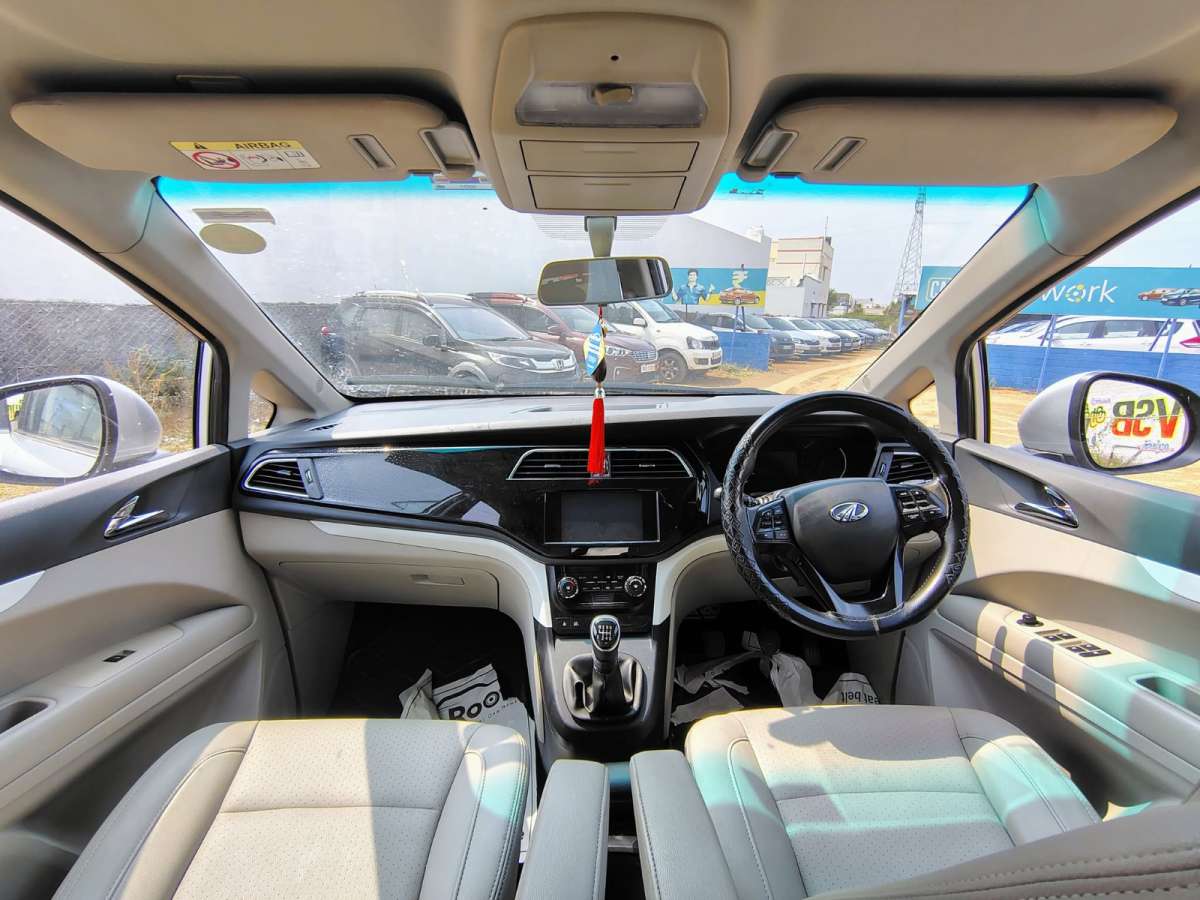 Mahindra Marazzo - Image 6