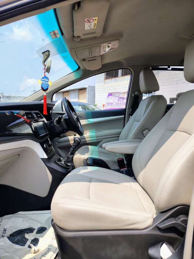 Mahindra Marazzo - Image 7