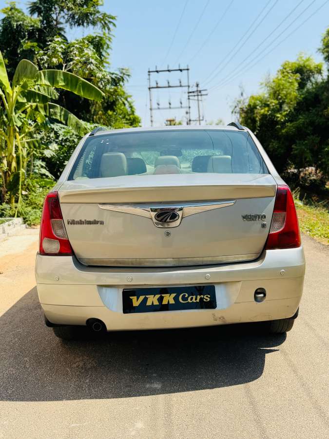 Mahindra Verito - Image 9