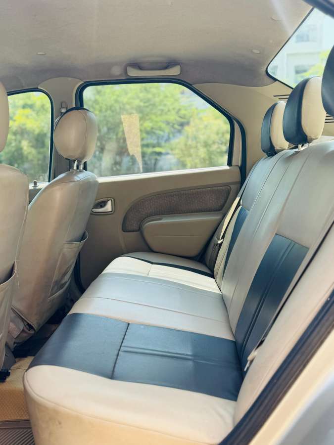 Mahindra Verito - Image 2