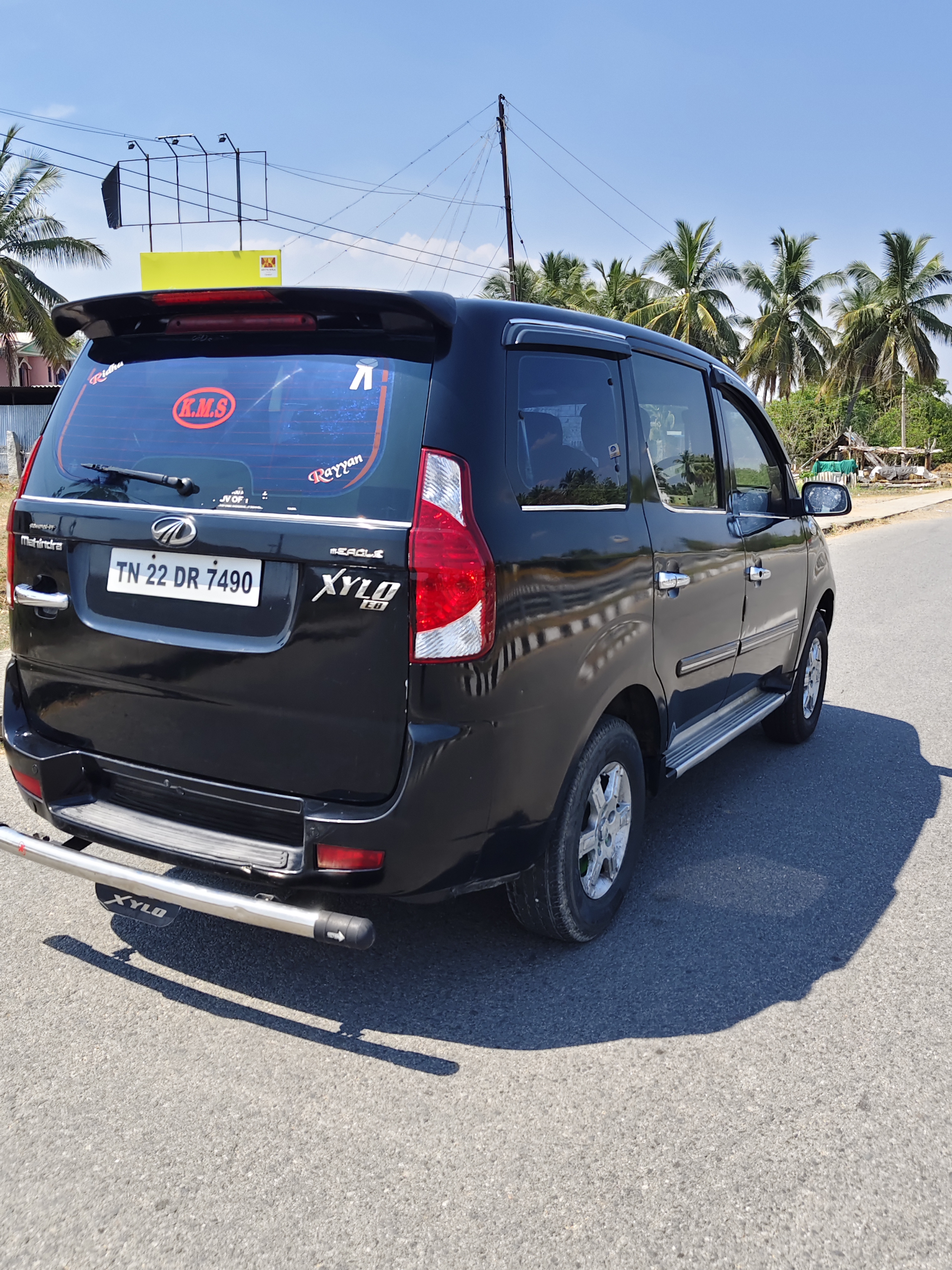 Mahindra Xylo