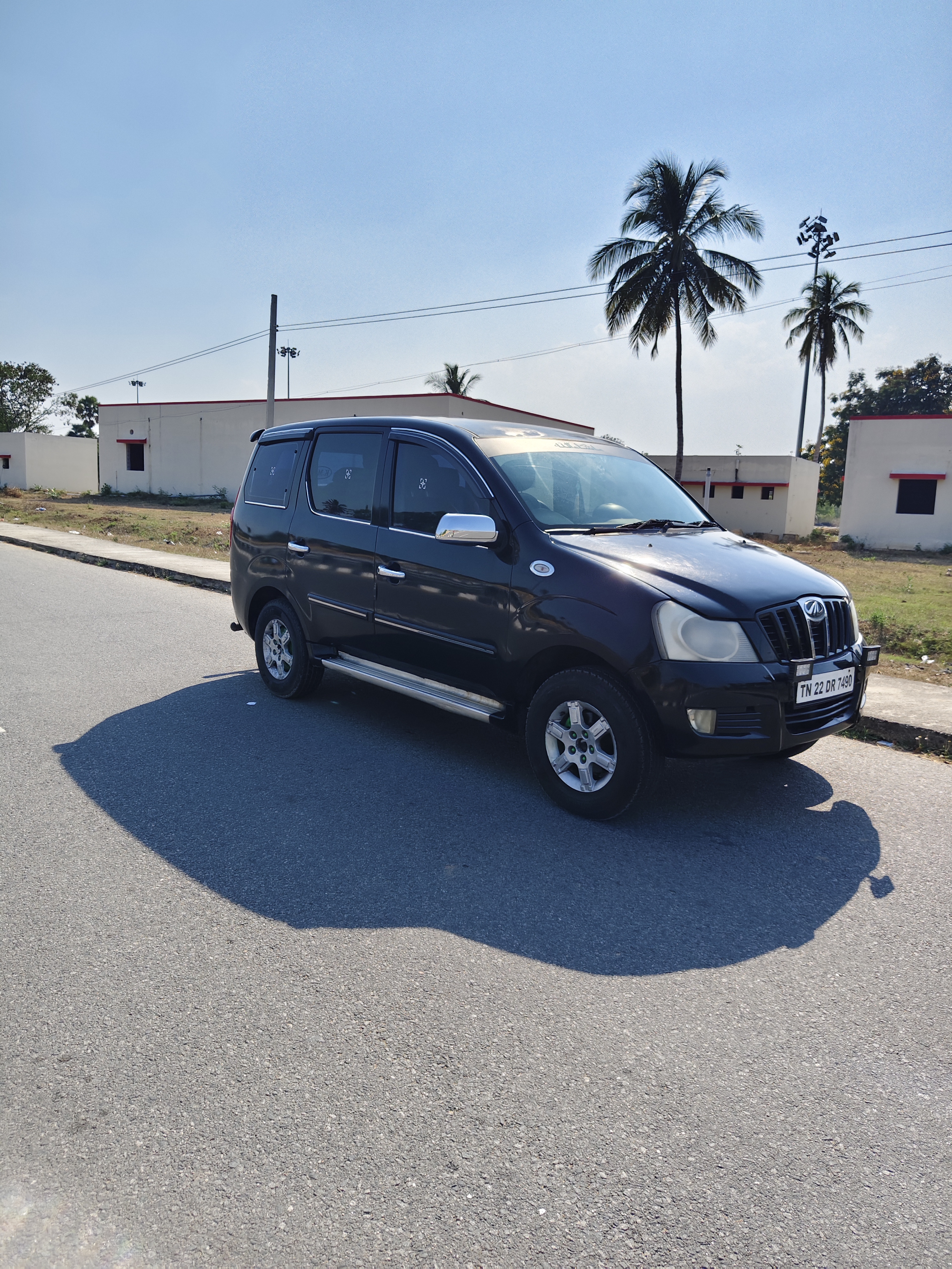 Mahindra Xylo - Image 3