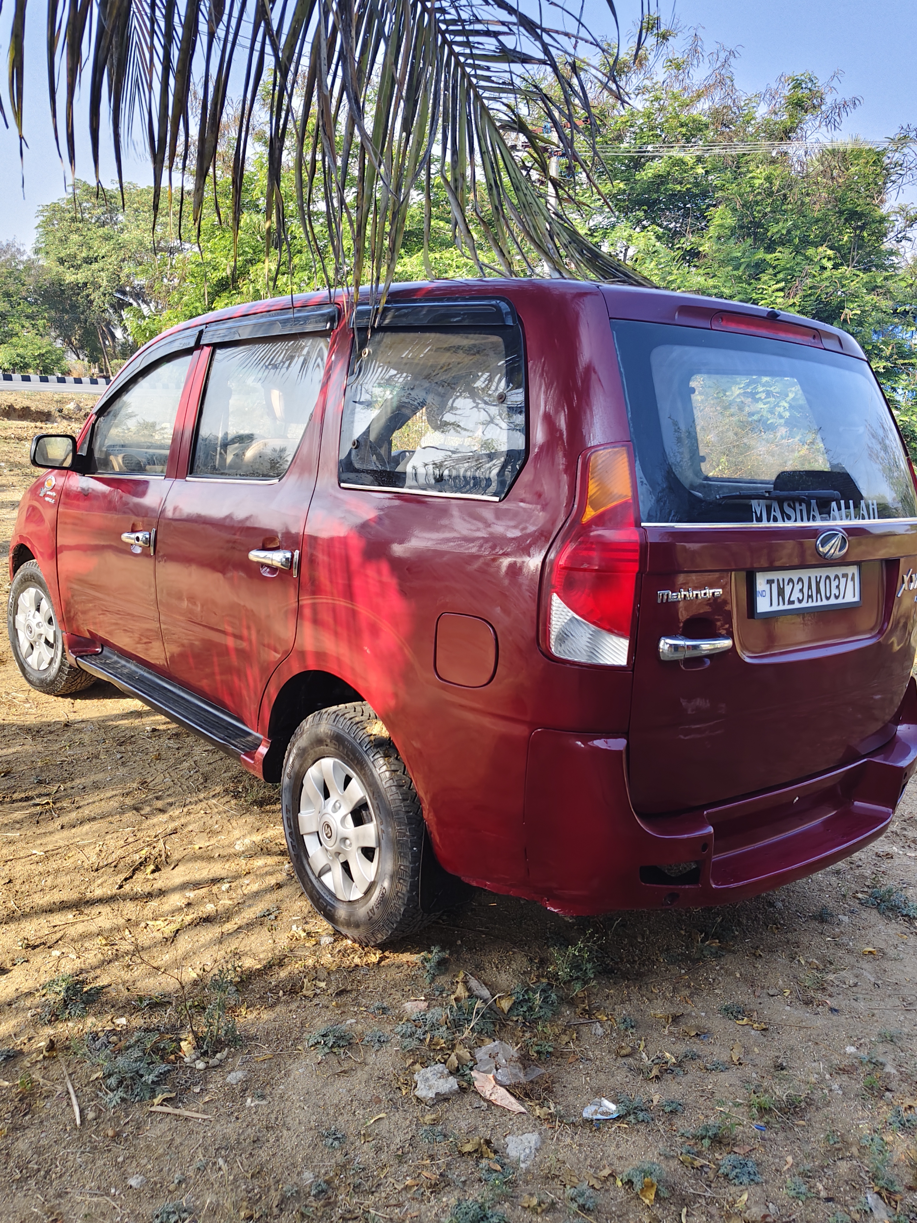 Mahindra Xylo - Image 2