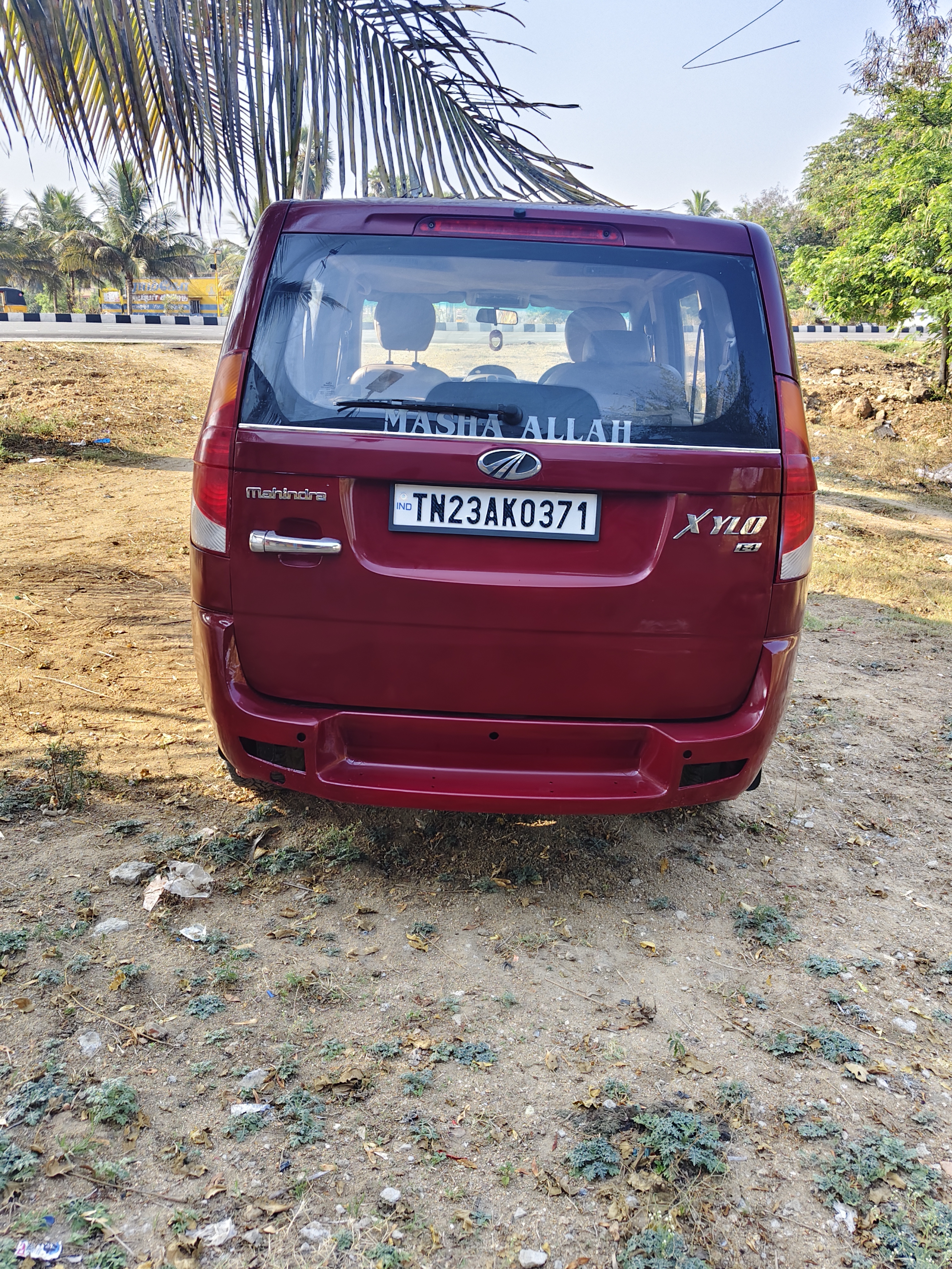 Mahindra Xylo - Image 3