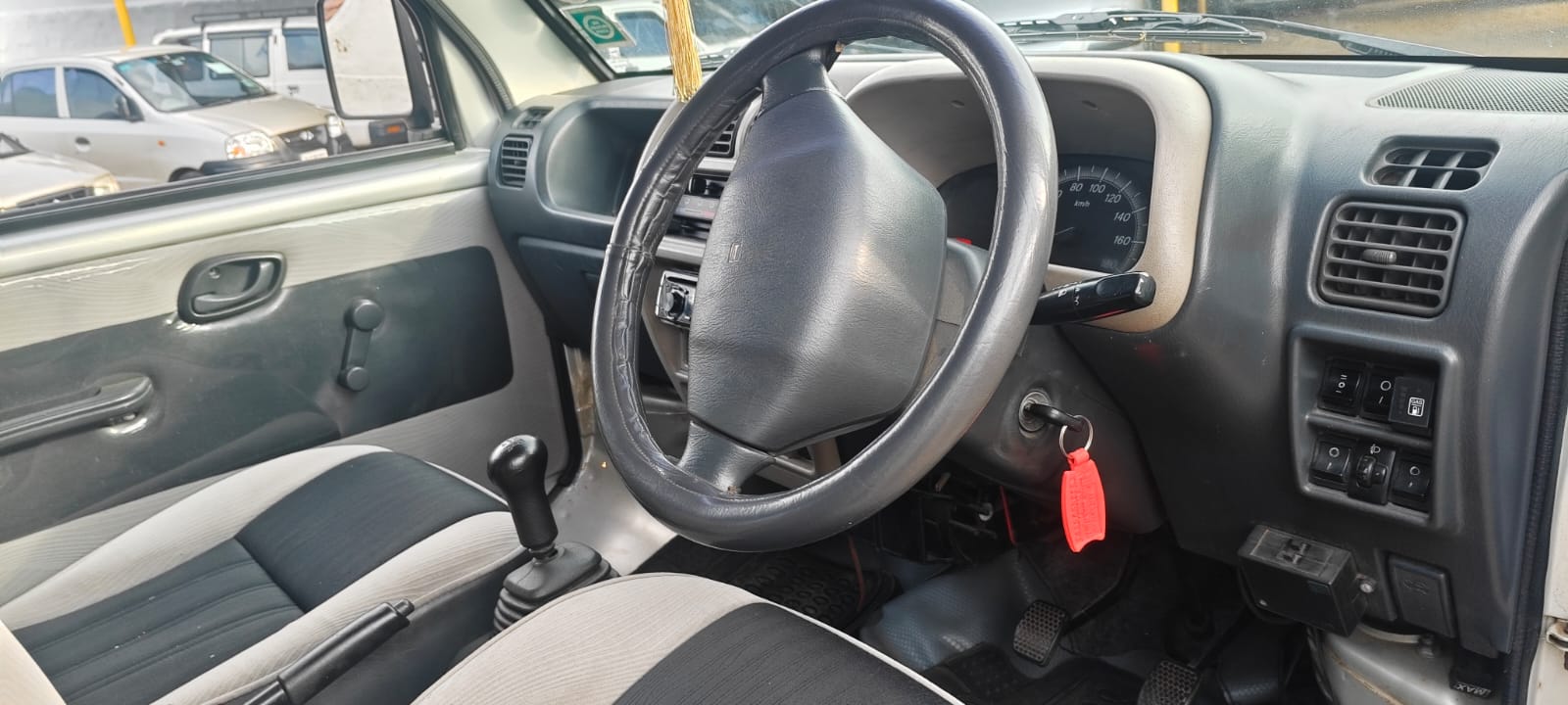 Maruti Suzuki Eeco - Image 5
