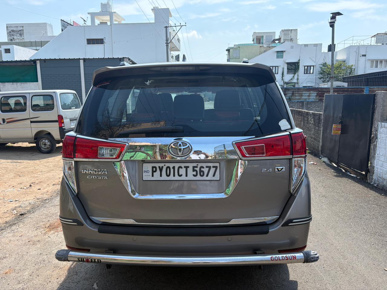 Toyota Innova Crysta - Image 4