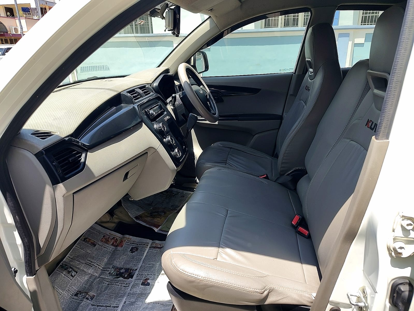 Mahindra KUV 100 - Image 6