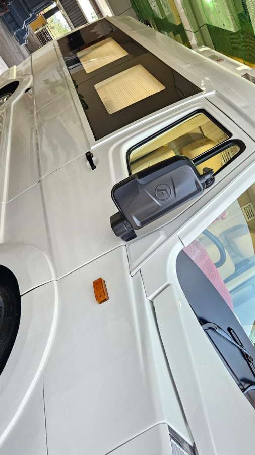 Force Tempo traveller - Image 17