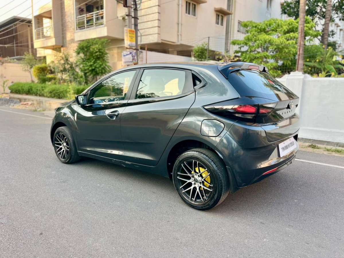 Tata Altroz - Image 3