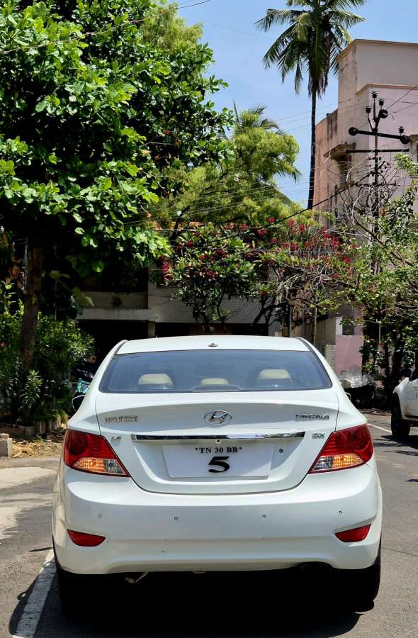 Hyundai Verna - Image 7