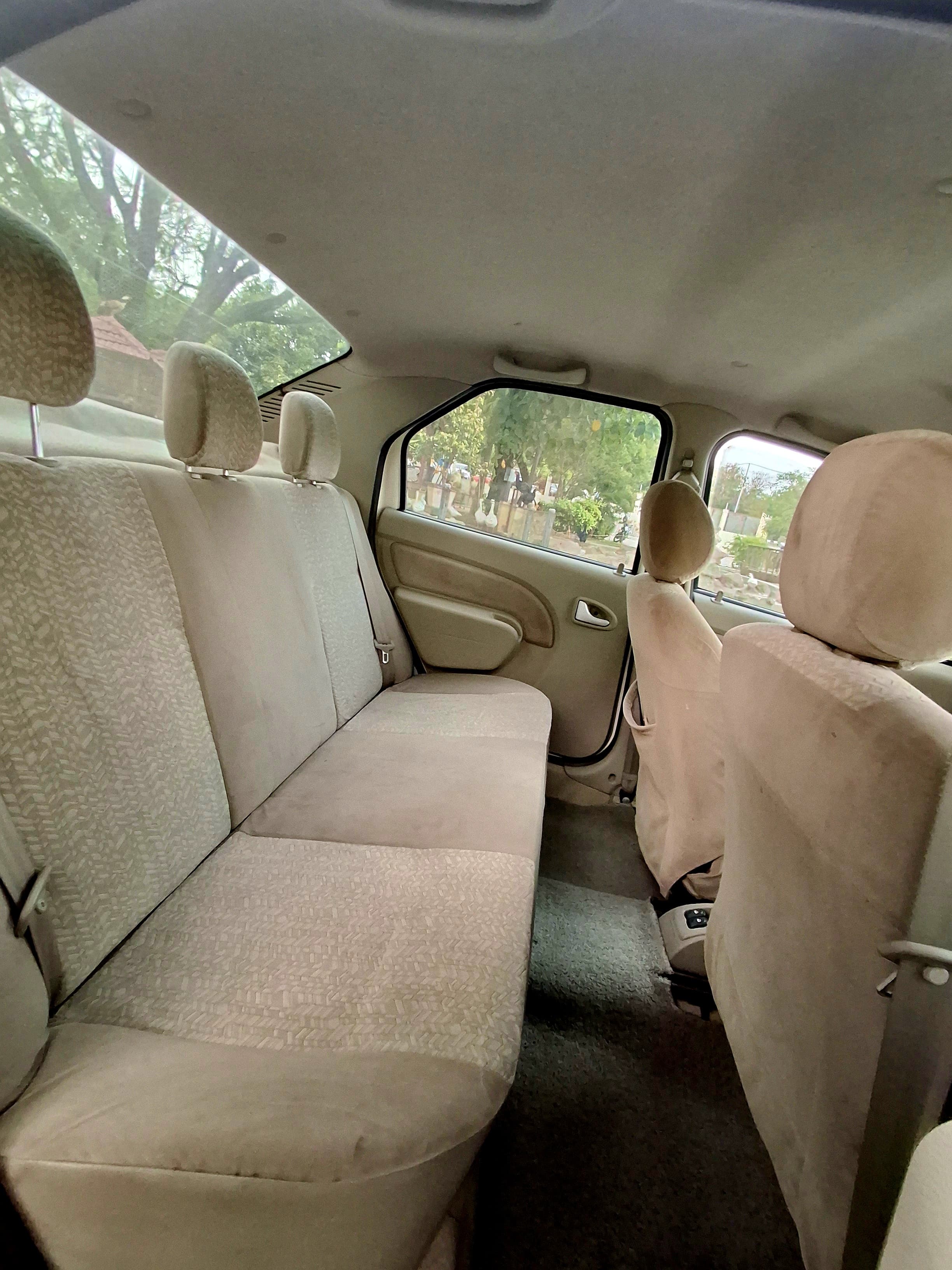 Mahindra Verito - Image 7