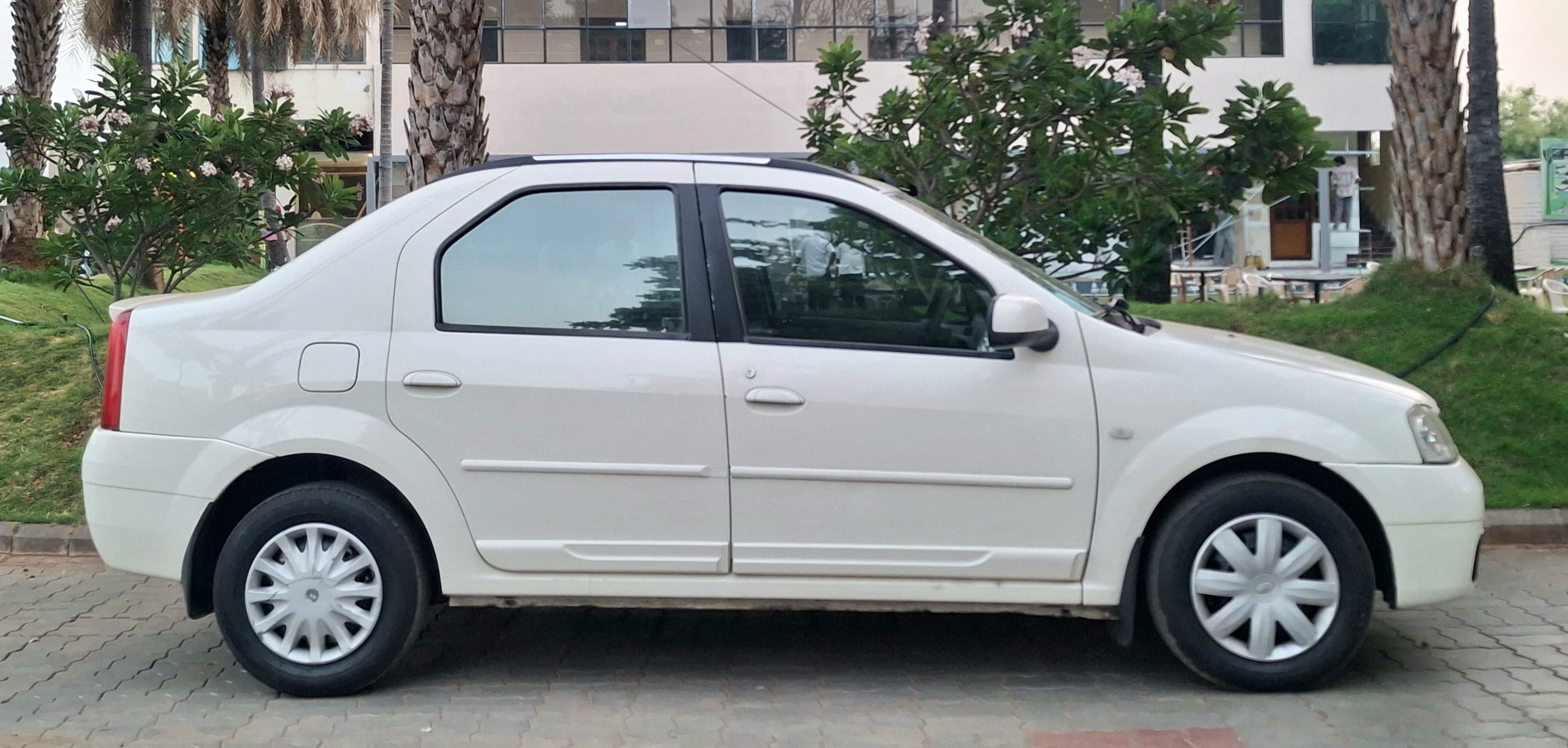 Mahindra Verito - Image 3