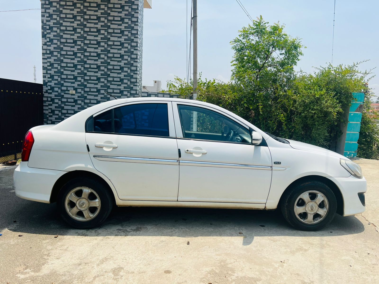 Hyundai Verna - Image 2