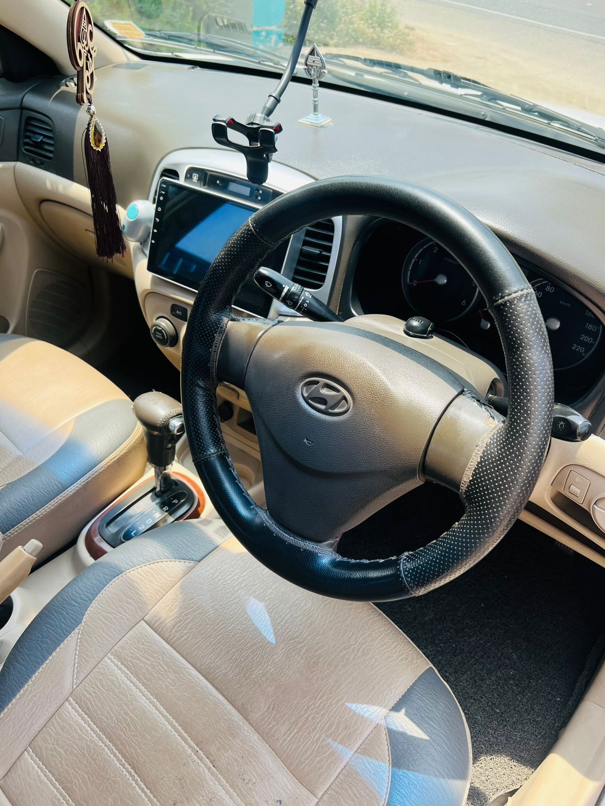 Hyundai Verna - Image 10