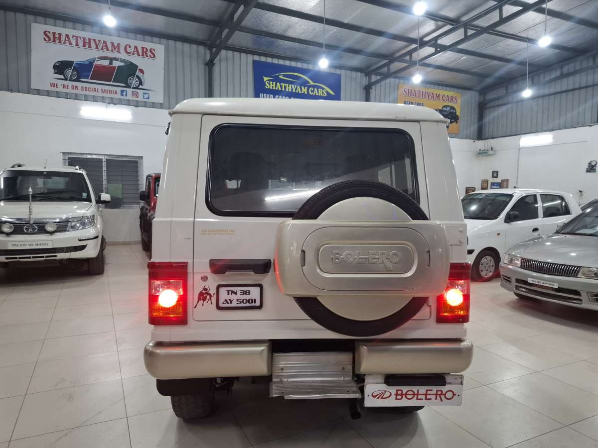 Mahindra Bolero - Image 7