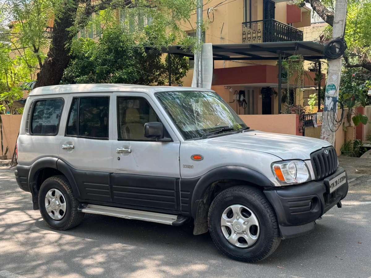 Mahindra Scorpio - Image 7