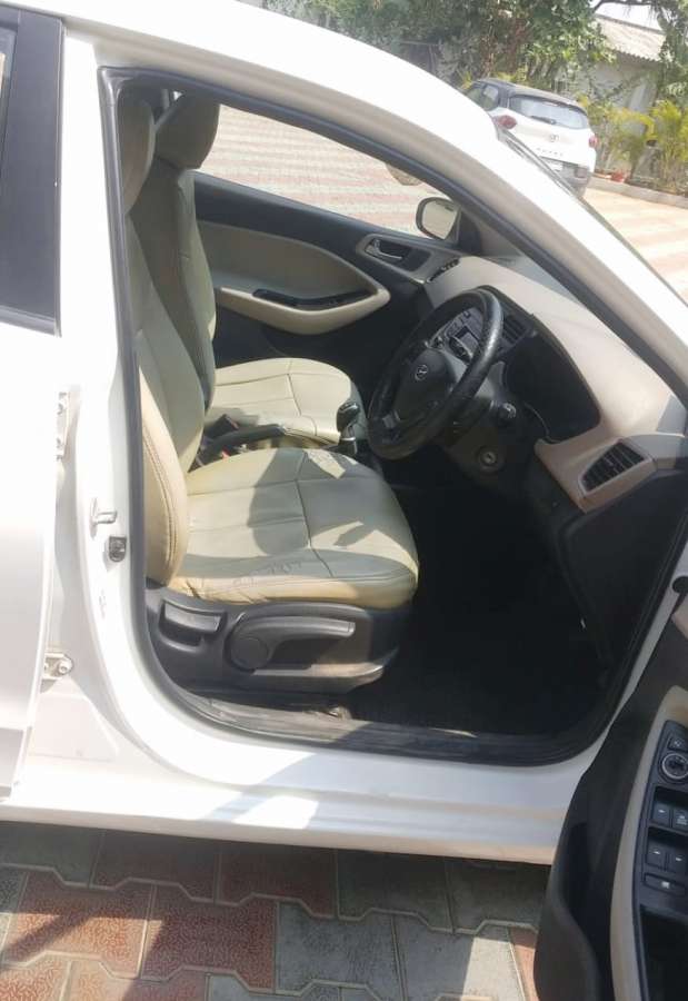 Hyundai i20 - Image 2