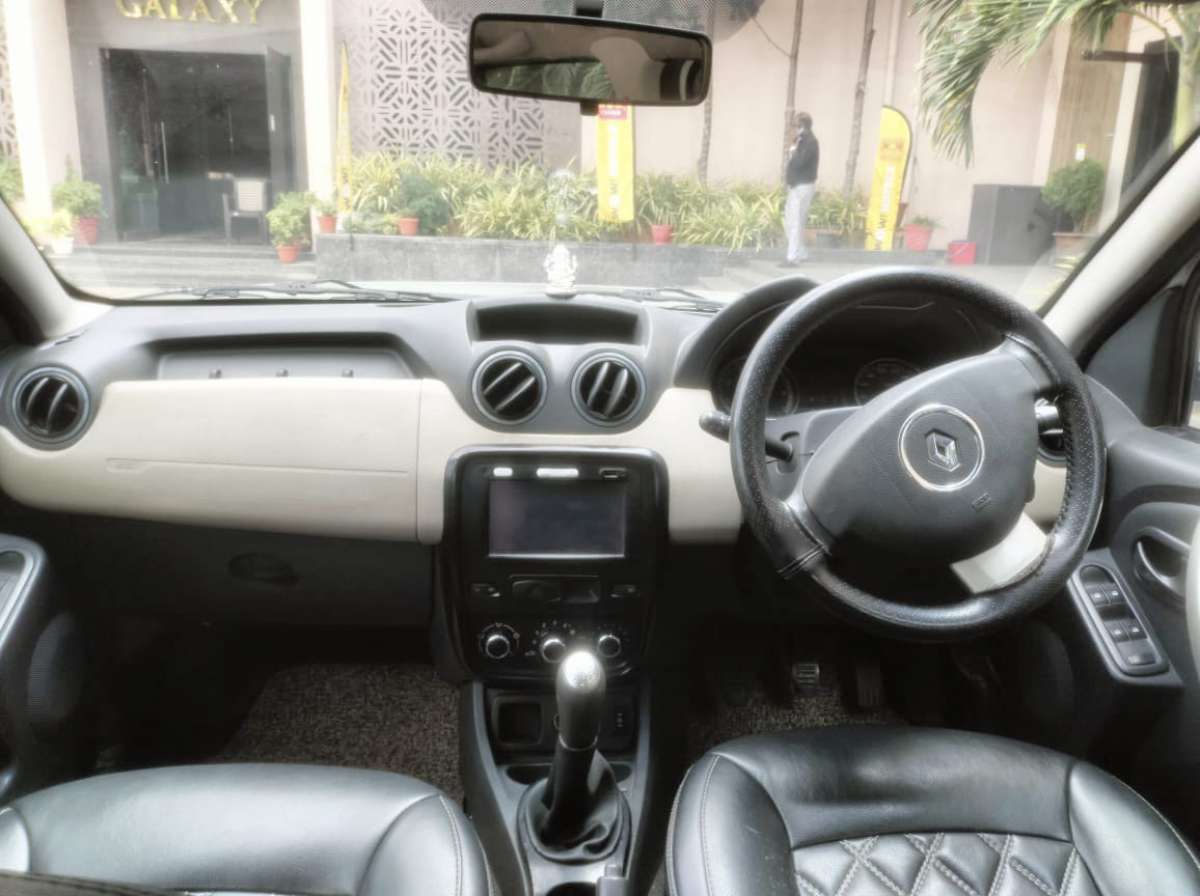 Renault Duster - Image 2