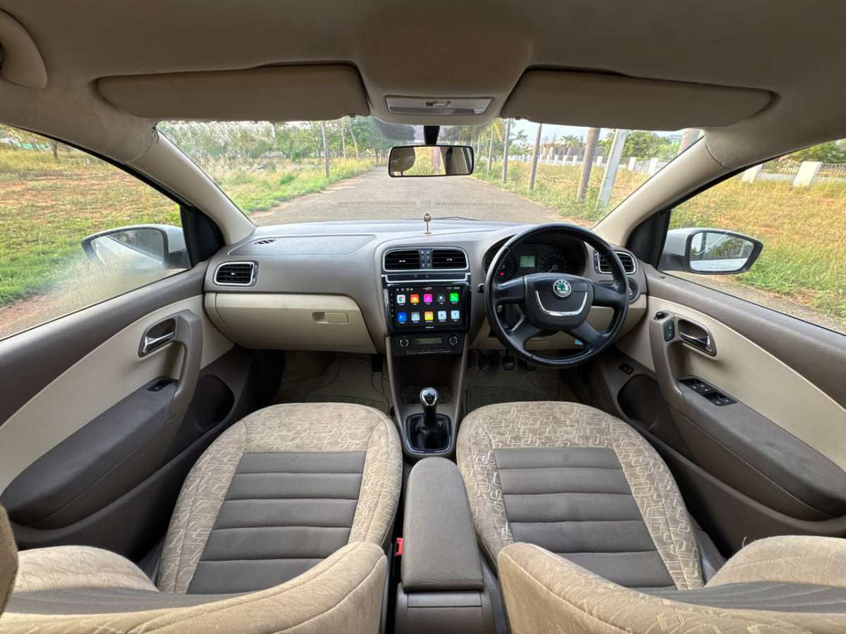 Skoda Rapid - Image 6